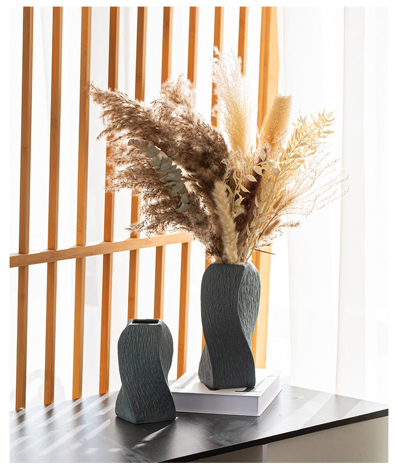 Grey Abstract Twisted Ceramic Vase - Artistic Minimalist Flower Holder for Home Decor (20x10x10cm) V888-ELOSUNG26189