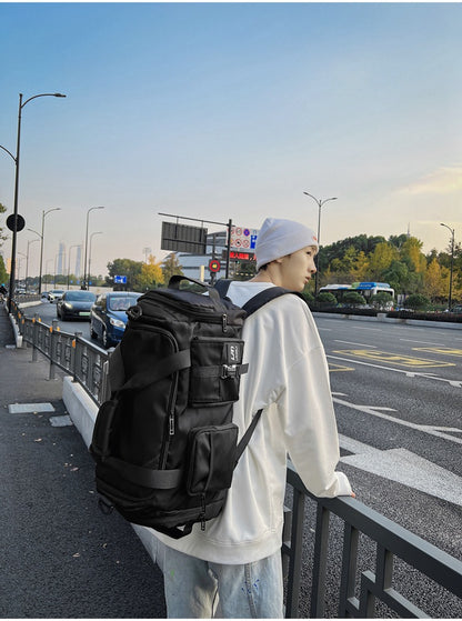 Black Unisex Travel Bag with Utility Buckles and Wet/Dry Compartments V888-ELOSUNG26599