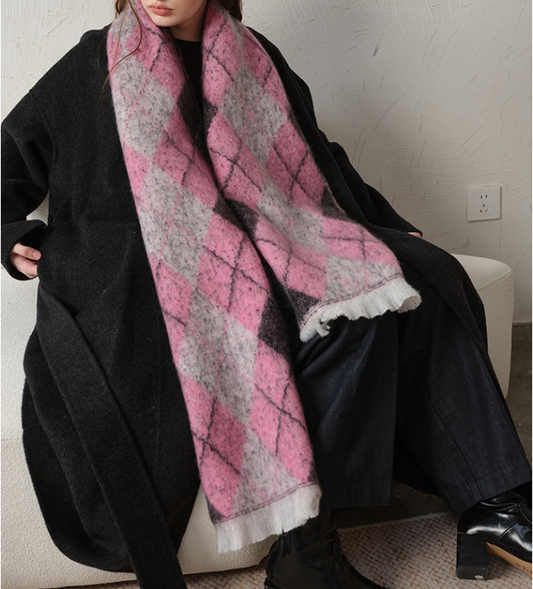 (Black+Pink)Two-Tone Argyle Pattern Scarf - Ladies' Warm Fashion Neckwear, 210x33cm V888-ELOSUNG26641