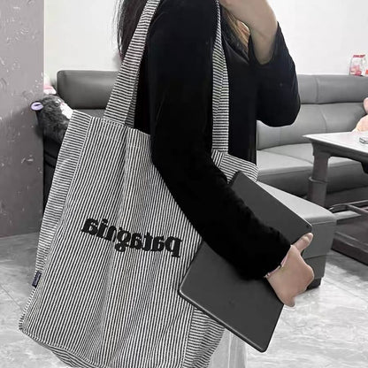 Minimalist Vertical Striped Canvas Tote Bag for Casual Outings (28x35x15cm) V888-ELOSUNG26756