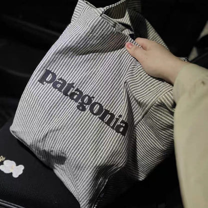 Minimalist Vertical Striped Canvas Tote Bag for Casual Outings (28x35x15cm) V888-ELOSUNG26756