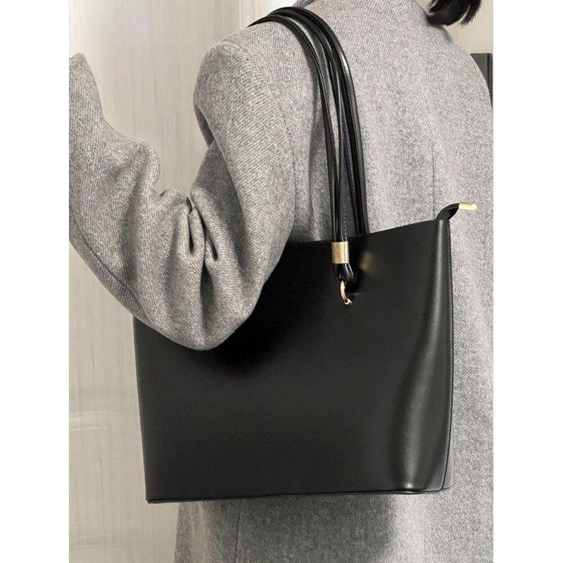 Classic Black PU Leather Tote Bag - Large Capacity Shoulder Bag V888-ELOSUNG26825