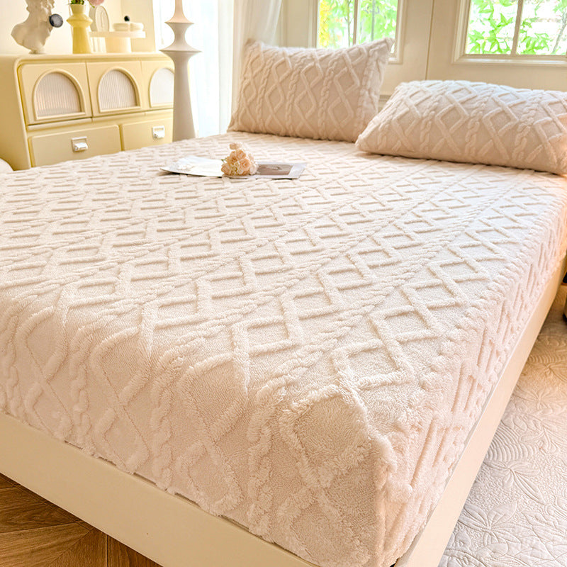 Beige Ultra Soft Plush Fitted Sheet - Winter Warm Plush Bed Sheet Embossed Diamond Pattern (180x200cm) V888-ELOSUNG26827