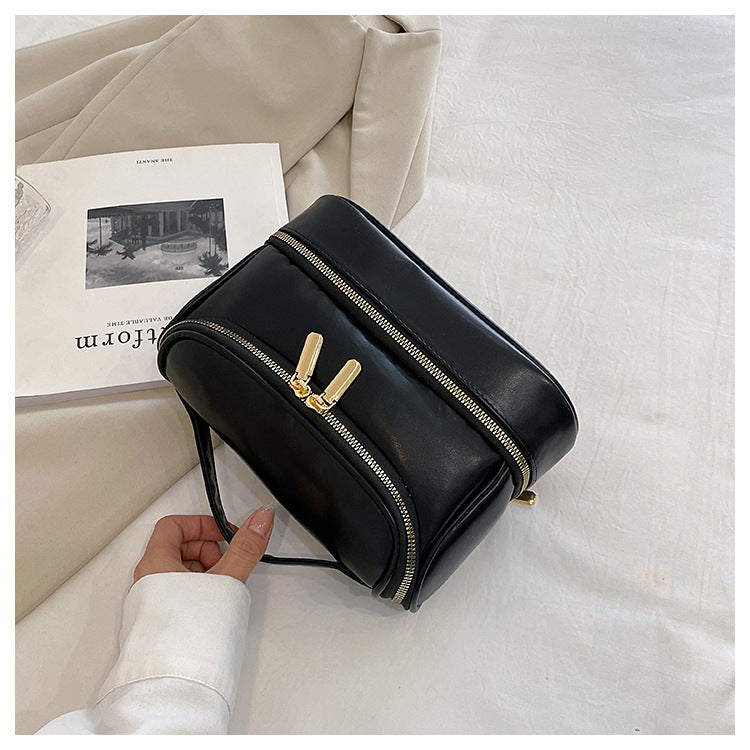 Black Large Capacity Double Layer PU Leather Makeup Bag - Portable Travel Cosmetic Organizer Case V888-ELOSUNG27147