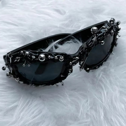 Black Edgy Punk Rock Spiked Sunglasses - Statement Goth Studded Eyewear V888-ELOSUNG27200