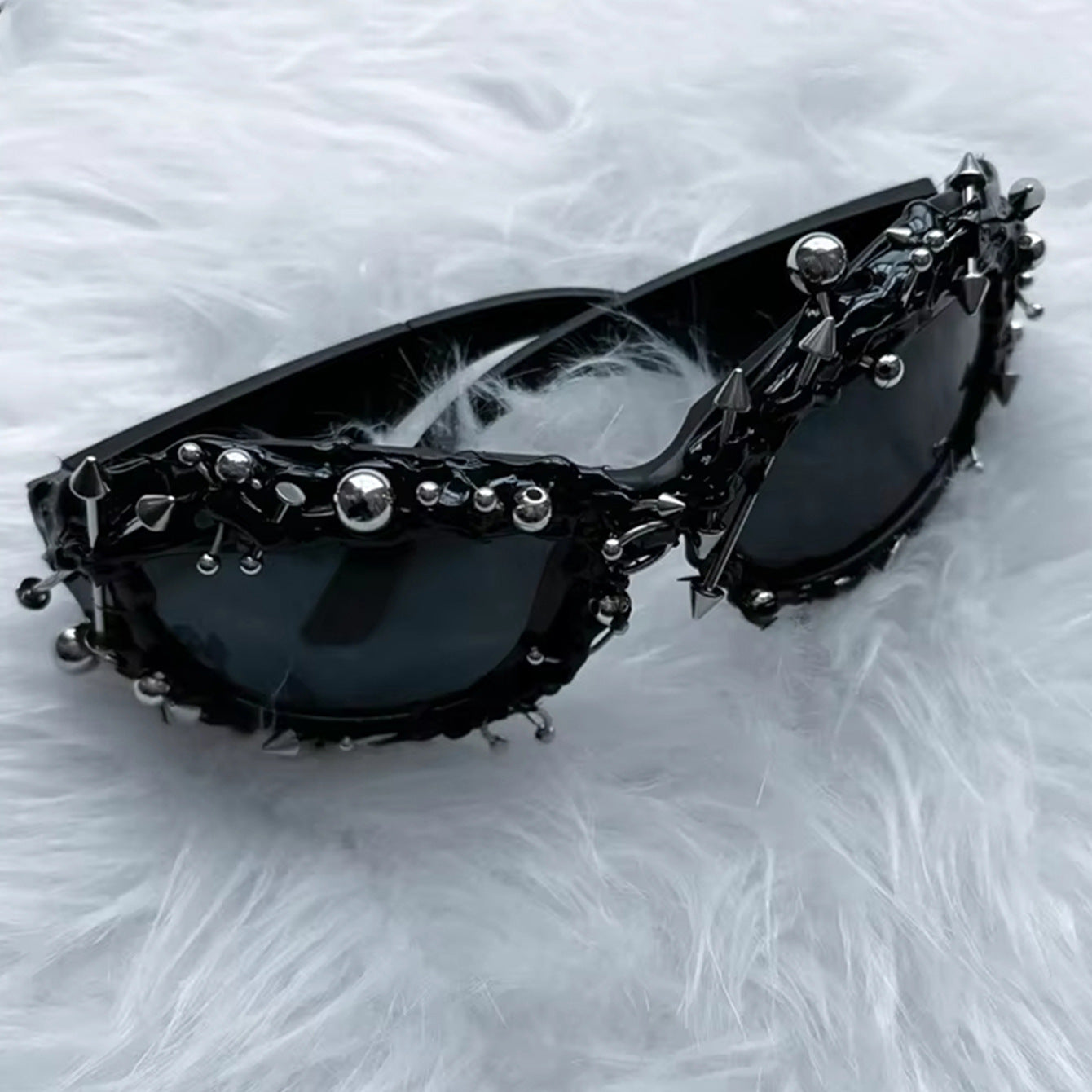 Blue Edgy Punk Rock Spiked Sunglasses - Statement Goth Studded Eyewear V888-ELOSUNG27203