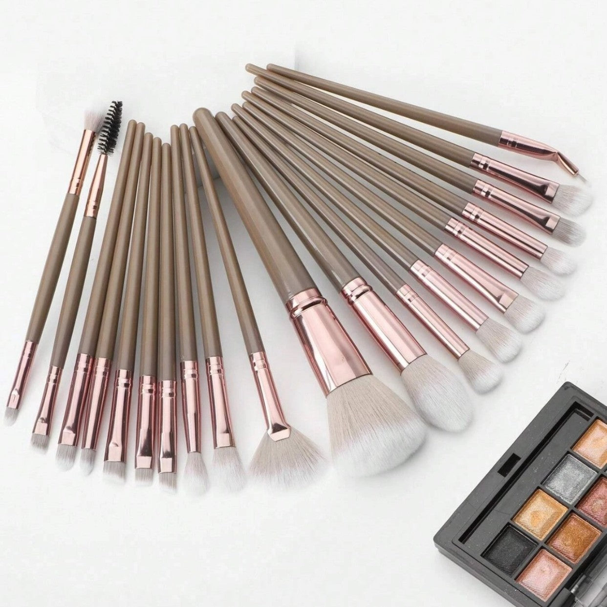 Brown and Glod Complete 20-Piece Makeup Brush Set with Travel Pouch - Professional Synthetic Face & Eye V888-ELOSUNG27346