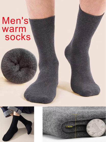 Black Men's 5-Piece Winter Essentials Set - Lined Beanie Hat, Neck Warmer, Touchscreen Gloves & 2 Pairs V888-ELOSUNG27456
