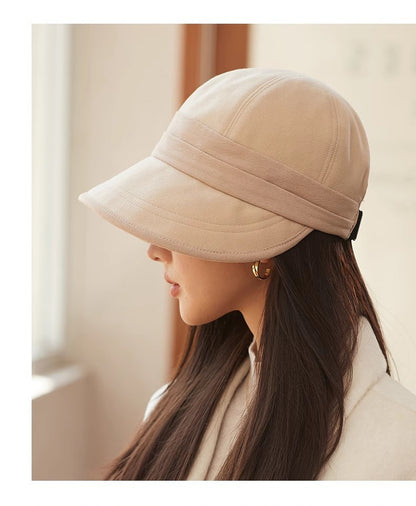 Black Elegant Warm Bucket Hat - Minimalist Color Block Design, Face-Slimming Style for Autumn & Winter V888-ELOSUNG27468