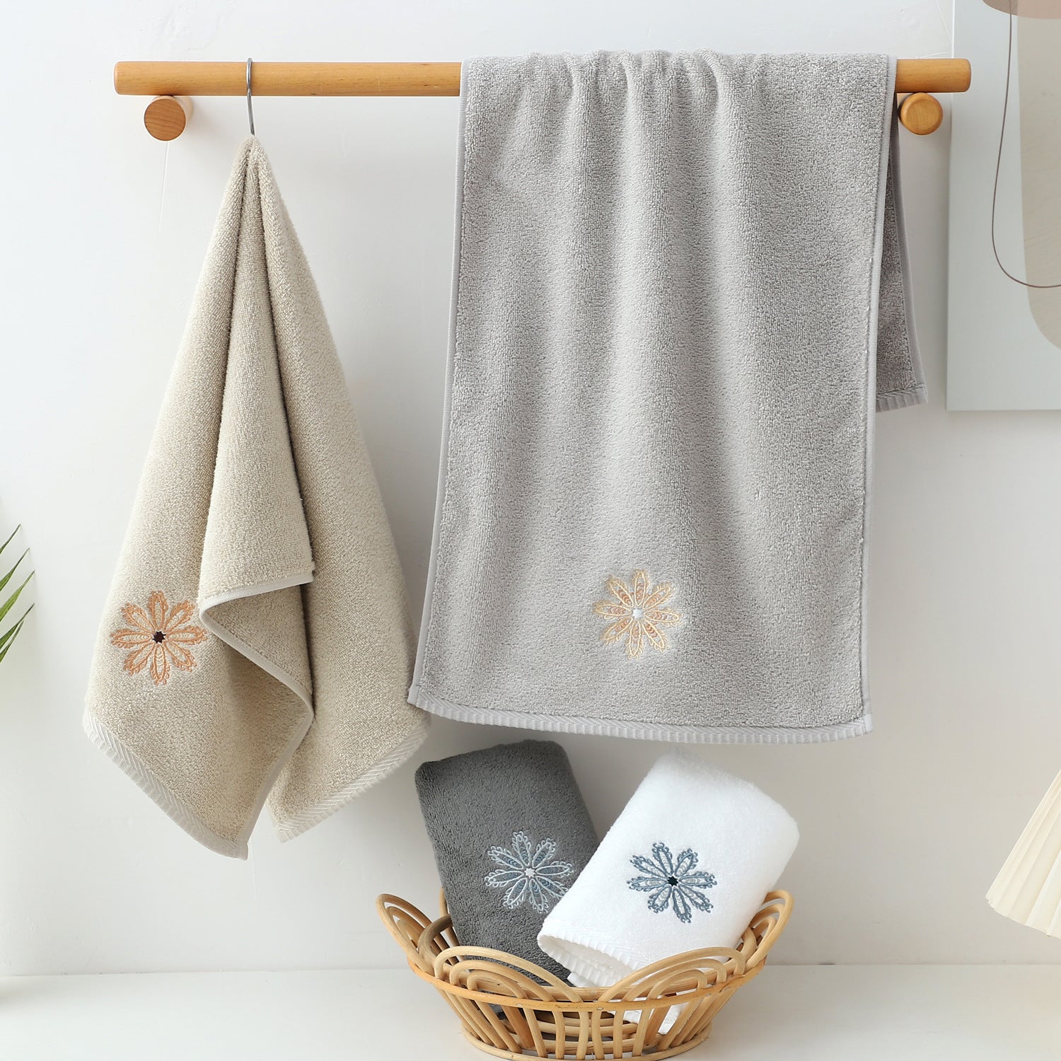 Grey 4-Pack Elegant Glod Floral Embroidered Cotton Hand Towels - Ultra Soft & Absorbent V888-ELOSUNG27932
