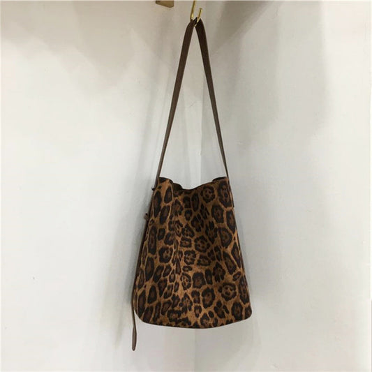 Big leopard Print Vintage Leopard Suede Bucket Bag for Women with Crossbody Strap V888-ELOSUNG28576