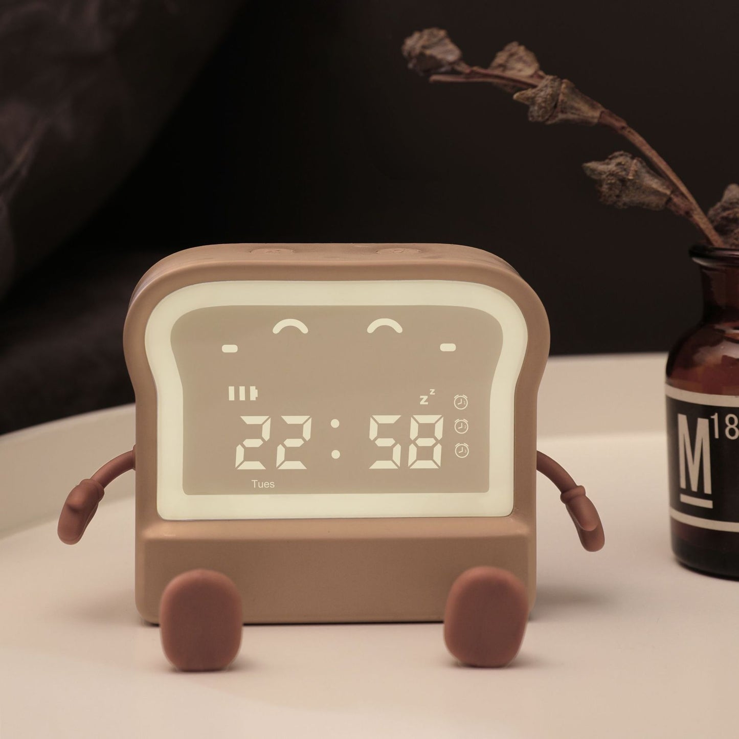 Adorable Toast-Shaped Digital Alarm Clock with Night Light & Phone Stand - Multifunctional Kids Clock(brown) V888-ELOSUNG29562