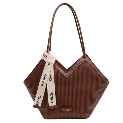Chic Textured PU Leather Tote Bag with V-Cut Design & Decorative Ribbon Strap Accent(Coffee) V888-ELOSUNG29859