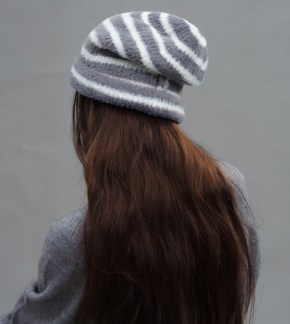 Trendy Dual-Tone Striped Beanie - Soft Plush Knit, Versatile Winter Cap (Gray and white) V888-ELOSUNG31024
