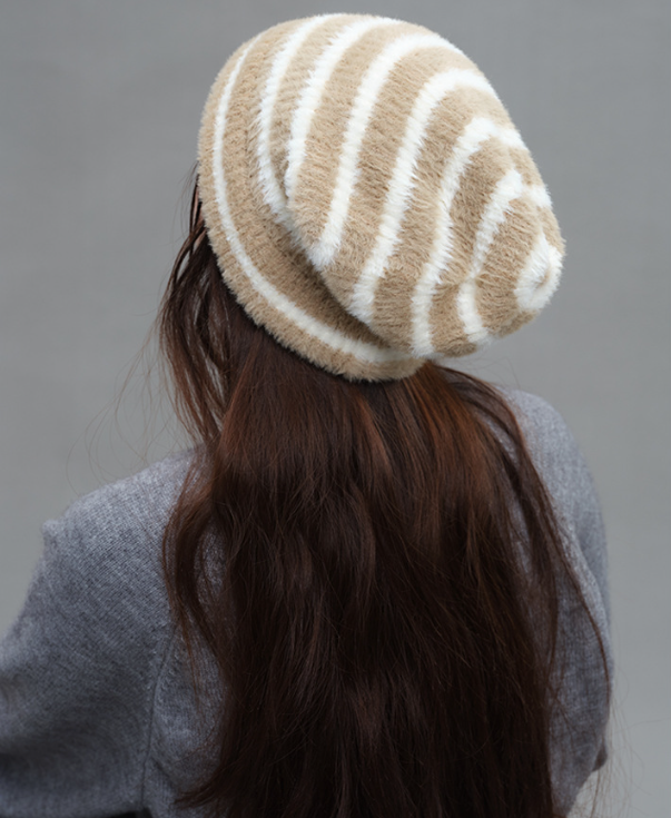 Trendy Dual-Tone Striped Beanie - Soft Plush Knit, Versatile Winter Cap (Khaki and white) V888-ELOSUNG31025