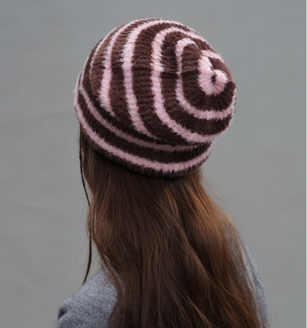 Trendy Dual-Tone Striped Beanie - Soft Plush Knit, Versatile Winter Cap (Pink and brown) V888-ELOSUNG31026
