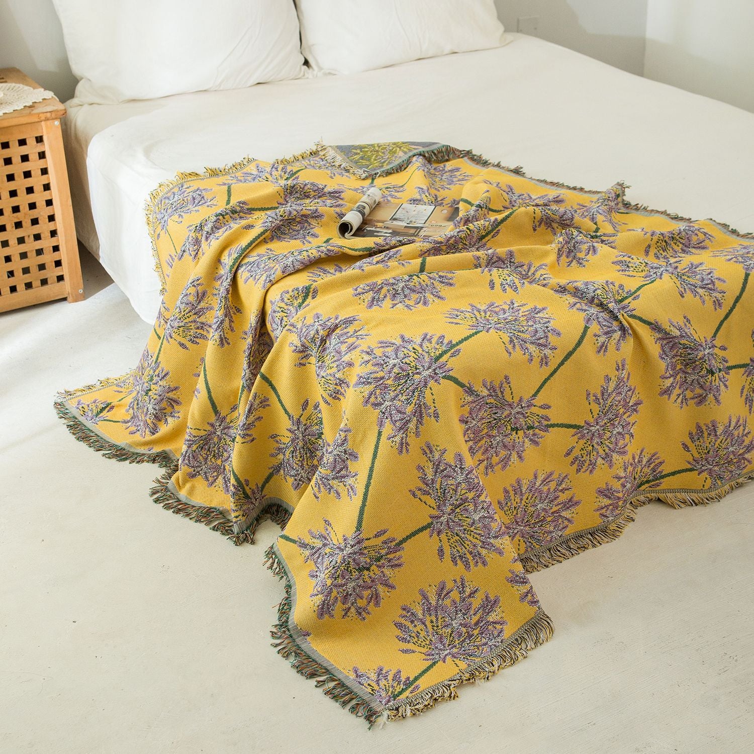 Yellow & Purple Floral Woven Throw Blanket - Chic Botanical Print with Tassels, Cotton Blend Sofa & Bed Cover V888-ELOSUNG32001