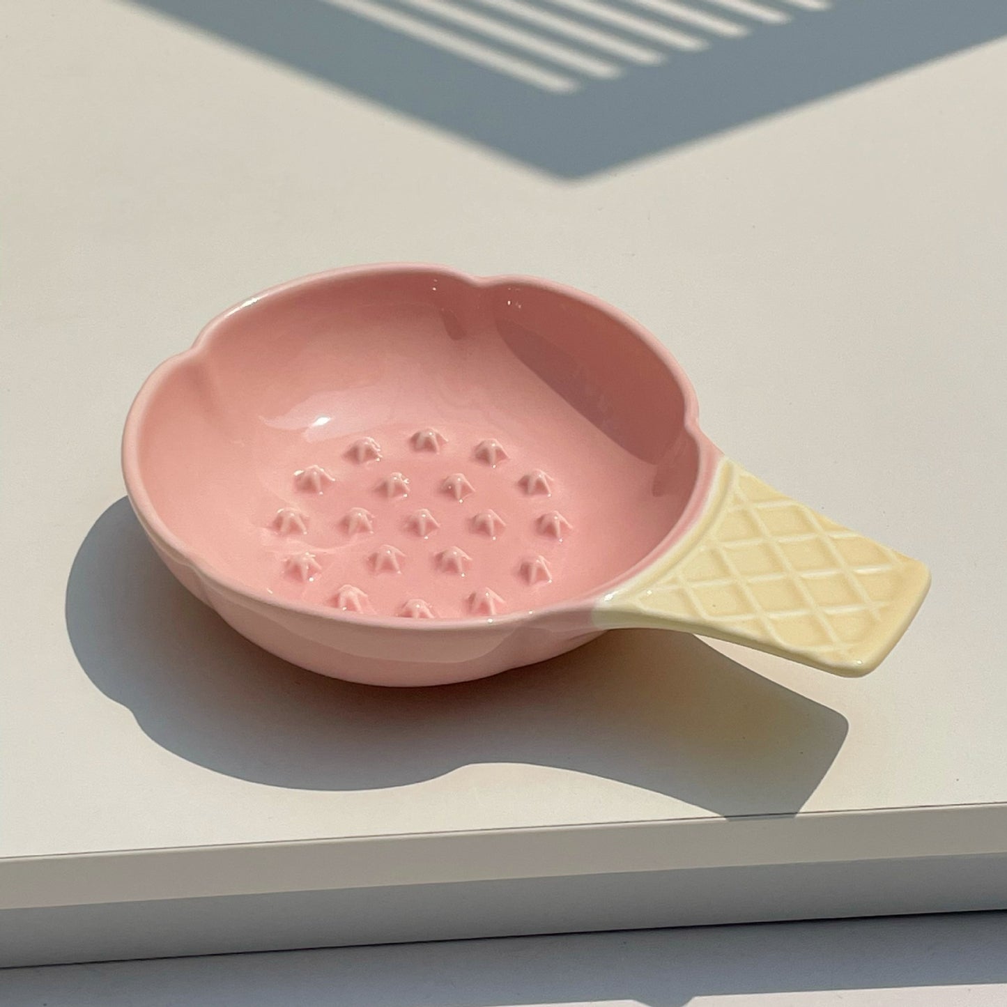 2 Pcs Pink and Yellow Adorable Ice Cream Cone Ceramic Slow Feeder Pet Bowl - Fun Anti-Gulp Design for Cats & V888-ELOSUNG32032