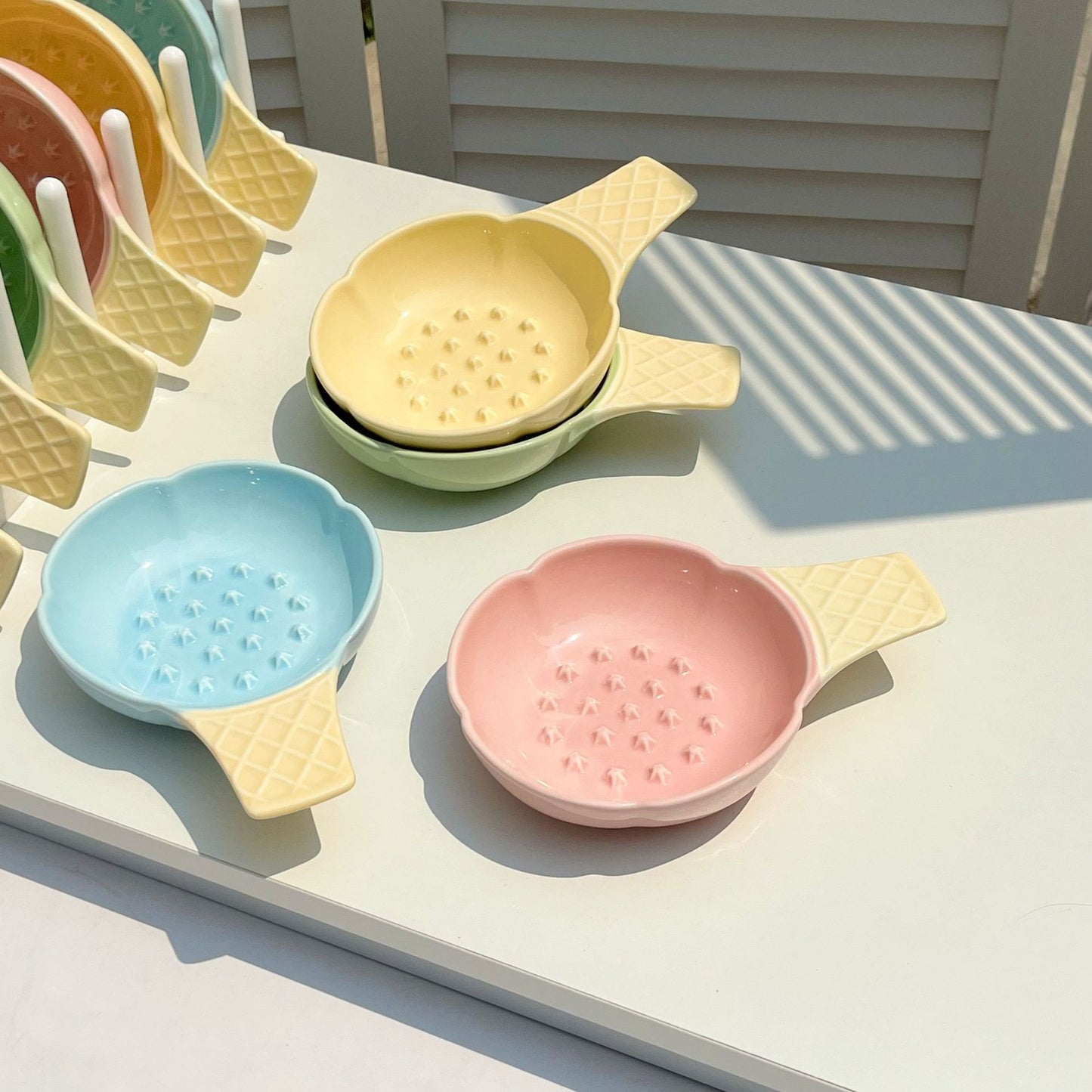 2 Pcs Pink and Yellow Adorable Ice Cream Cone Ceramic Slow Feeder Pet Bowl - Fun Anti-Gulp Design for Cats & V888-ELOSUNG32032