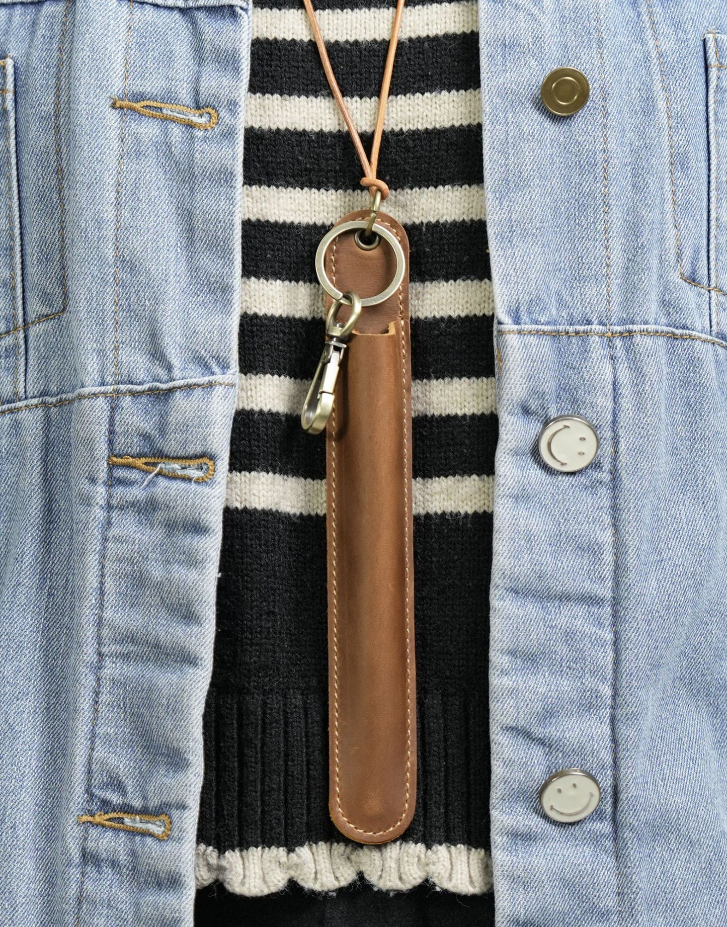 Coffee Vintage Top-Grain Leather Pen Sleeve Holder with Neck Strap - Protective Single Pen Case V888-ELOSUNG32143