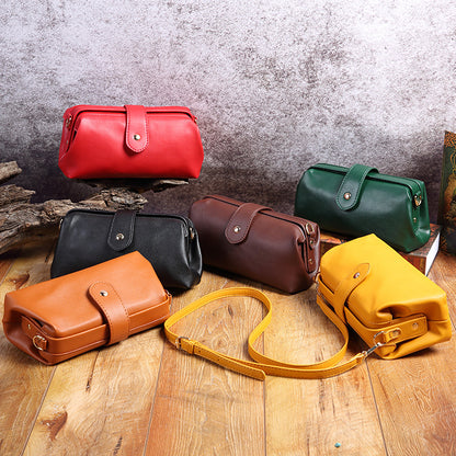 Red Chic Vintage Inspired PU Leather Crossbody Bag - Small Frame Doctor Style Purse with Adjustable Strap V888-ELOSUNG32335