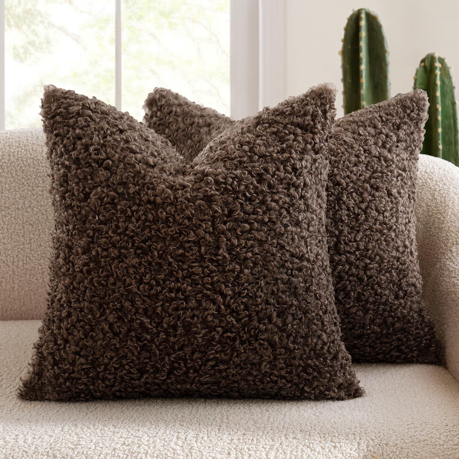2 Pcs Coffee Cozy Teddy Boucle Cushion Cover - Plush Decorative Square Pillow Case for Sofa & Bed V888-ELOSUNG32855