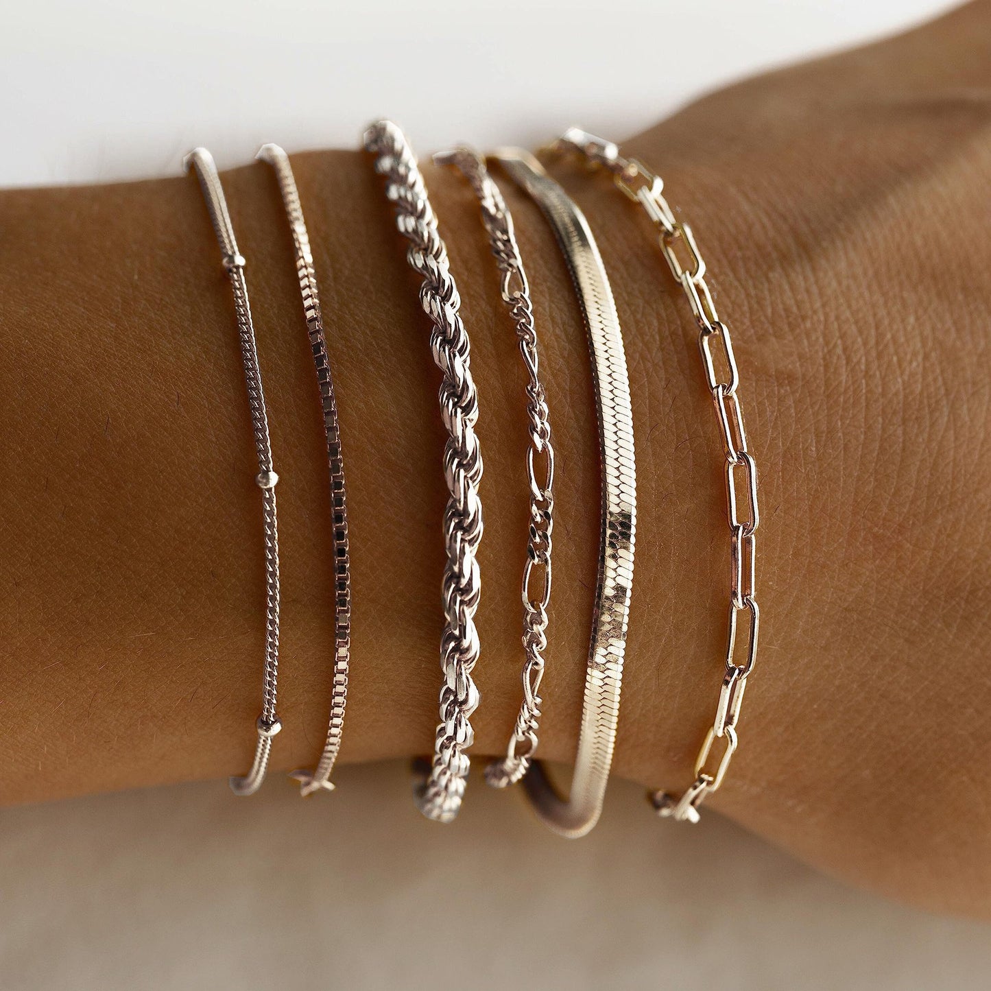A Silver six-piece set Chic Multi-Layered Alloy Bracelet Set - Fashionable Stackable Jewelry V888-ELOSUNG34818