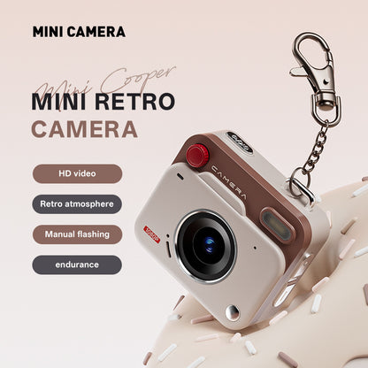 White Retro Mini Digital Camera Keychain - 48MP Portable Pocket Camcorder with 1080p HD Video V888-ELOSUNG34852