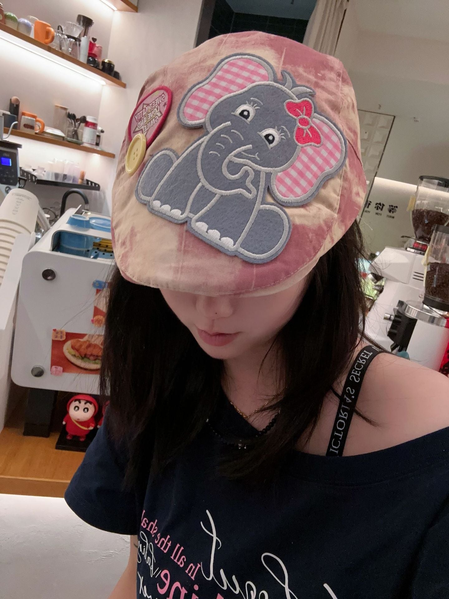 Cute Elephant Applique Beret Hat - Soft Fabric, Adjustable Fit, Retro Newsboy Cap(red) V888-ELOSUNG35433