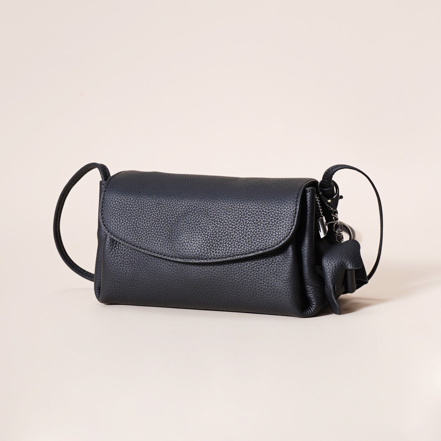 Genuine Leather Flap Crossbody Bag with Elephant Charm - Compact & Stylish Shoulder Purse(Black) V888-ELOSUNG35967