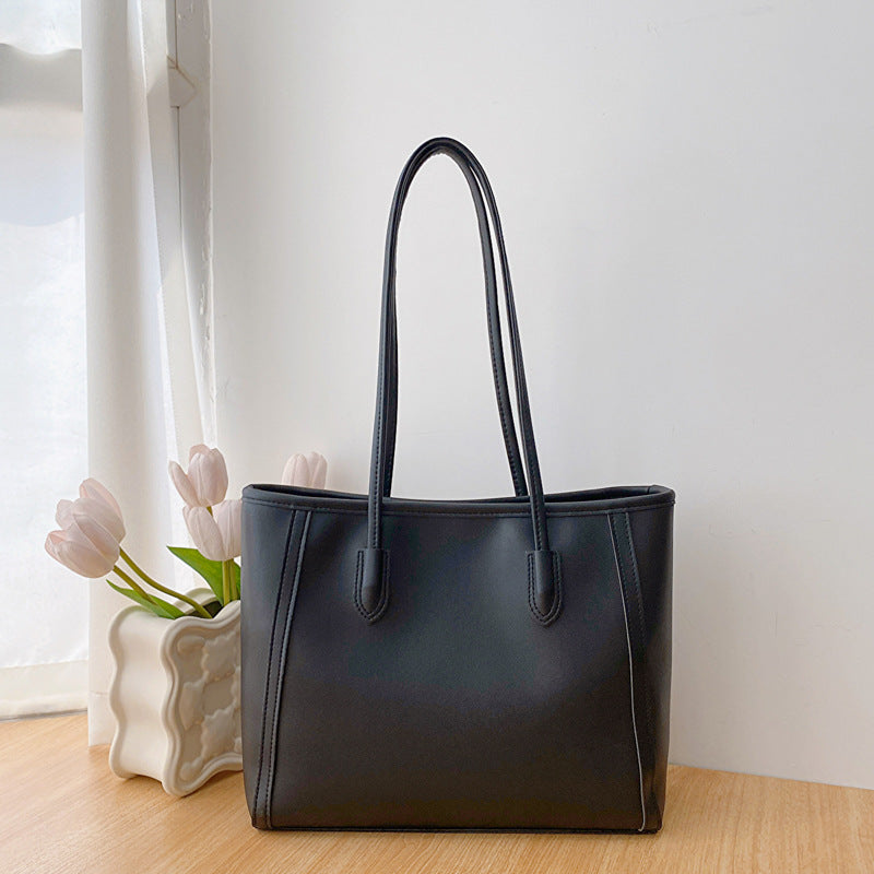 Black Chic Large Capacity Tote Bag - PU Leather Commuter Shoulder Handbag for Women V888-ELOSUNG36379
