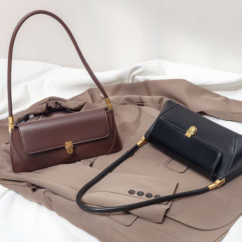 Black Elegant Vintage Baguette Shoulder Bag - Chic PU Leather Underarm Purse with Gold Clasp V888-ELOSUNG36409