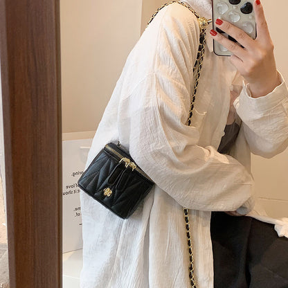 Black Chic Quilted Mini Box Crossbody Bag - Luxury Style Chain Purse for Women V888-ELOSUNG36412