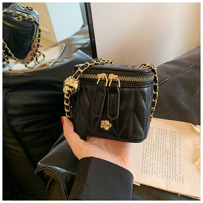 Black Chic Quilted Mini Box Crossbody Bag - Luxury Style Chain Purse for Women V888-ELOSUNG36412