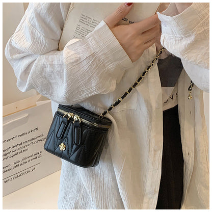Black Chic Quilted Mini Box Crossbody Bag - Luxury Style Chain Purse for Women V888-ELOSUNG36412