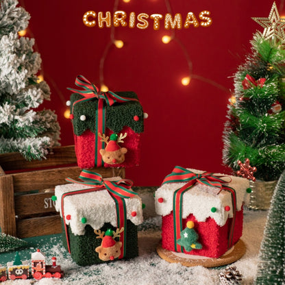 Red and Green Luxe Plush Christmas Gift Box - Decorative Holiday Treat Box with Snowy Trim V888-ELOSUNG36487