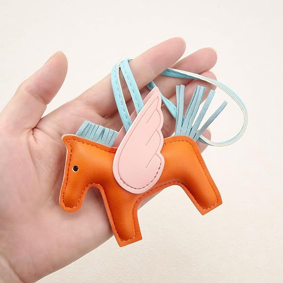 Red PU Leather Pegasus Keychain - Cute Flying Horse Pendant with Wings and Rope, 3-Pack V888-ELOSUNG36929
