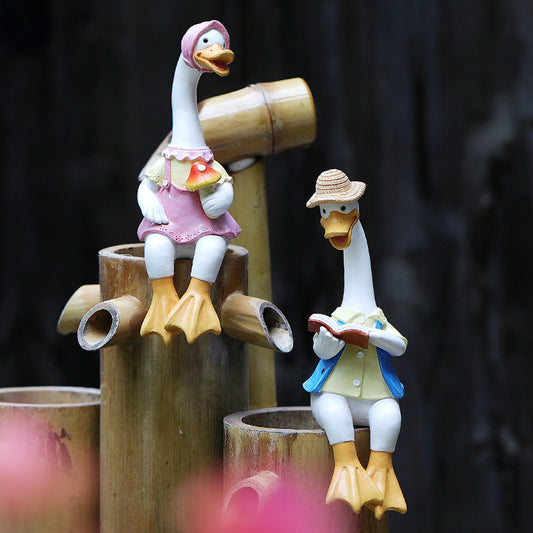 Garden Cartoon Reading Duck Couple Figurines - Outdoor Courtyard, Villa, Farm Landscape Decor Crafts V888-ELOSUNG38367