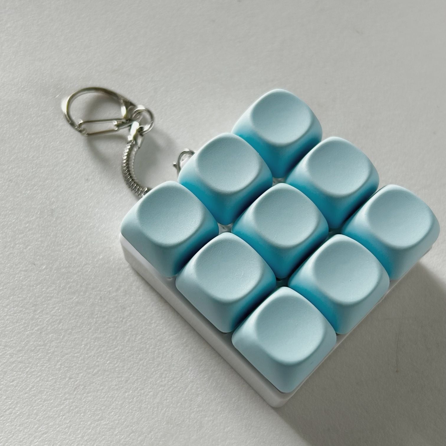 2-Pack Light Blue Mechanical 9-Keyboard Fingertip Toy Keychain - Key Pressure Relief, PVC Fingertip Toy V888-ELOSUNG39632