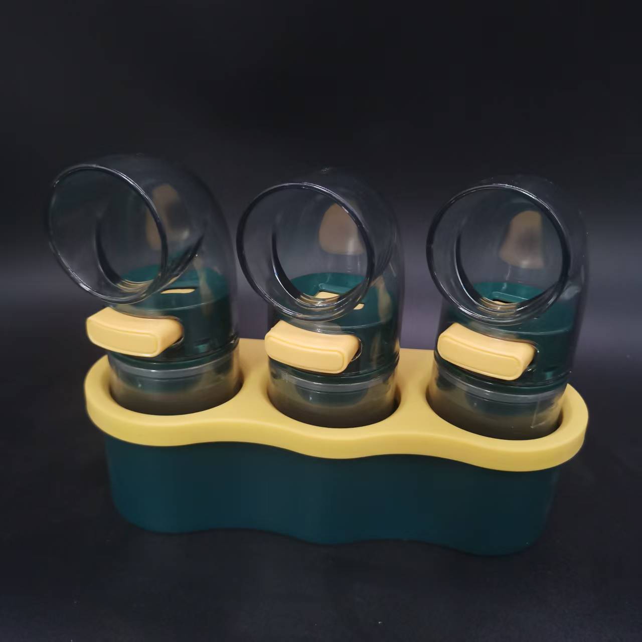 3 PCS Quantitative Salt & Spice Dispenser Set with Storage Base - 0.5g Precise Metering Shakers for Salt, V888-ELOSUNG41830