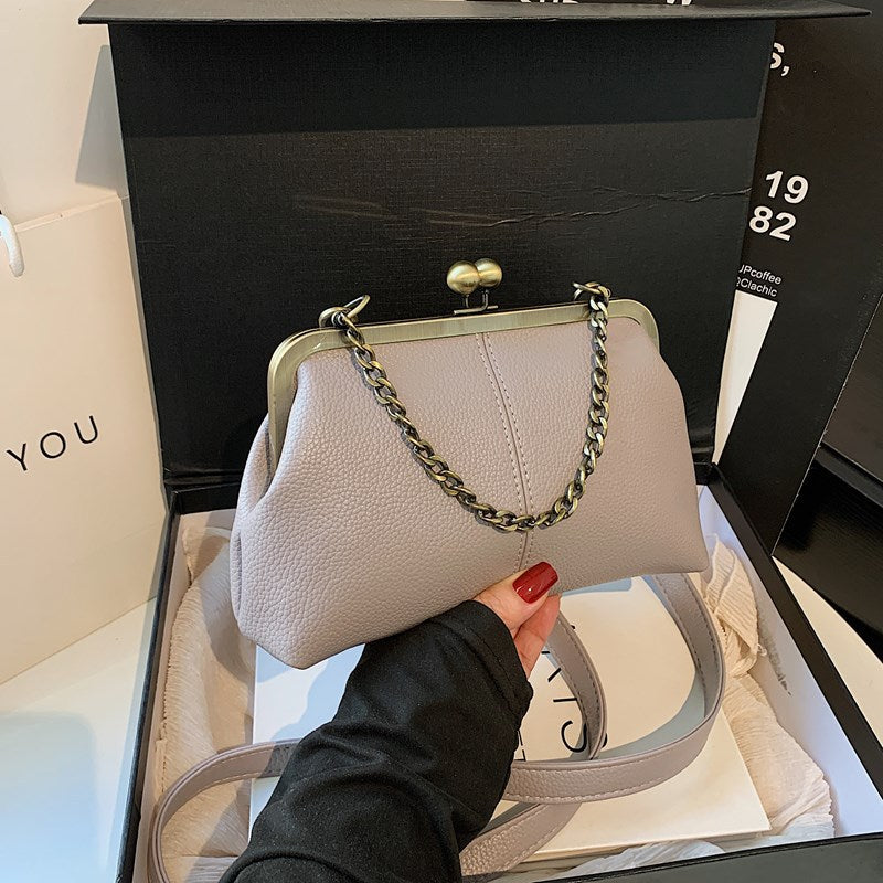 Light Purple Retro Women's Shell Handbag - European Style Clip Lock Closure PU Clutch/Shoulder Bag with Chain V888-ELOSUNG42041