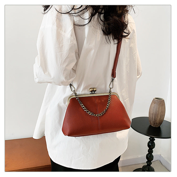 Red Retro Women's Shell Handbag - European Style Clip Lock Closure PU Clutch/Shoulder Bag with Chain Strap V888-ELOSUNG42043