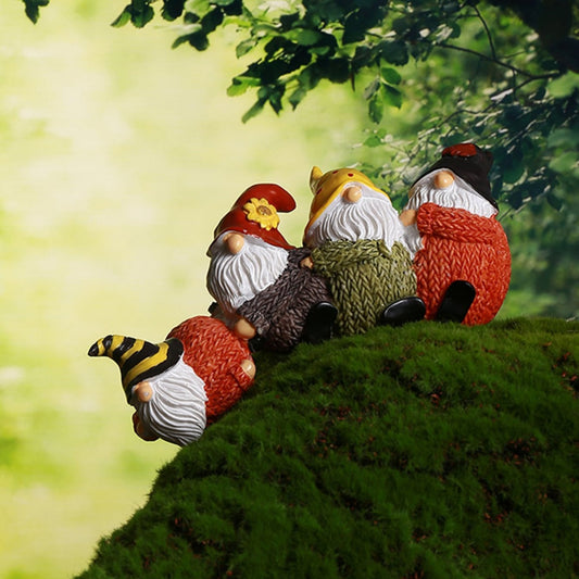 Resin Gnome Santa Figurines - Creative Miniature Desktop Ornaments and Garden Decor Craft V888-ELOSUNG42314