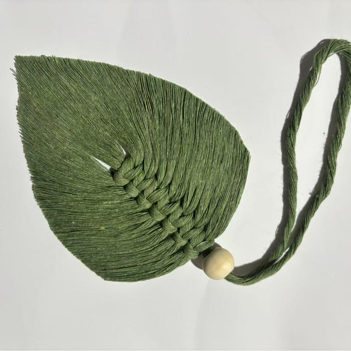 4 PCS Macrame Leaf Wall Hanging Set Handmade Cotton Boho Feather Ornaments Green & Beige for Nursery Home V888-ELOSUNG44010