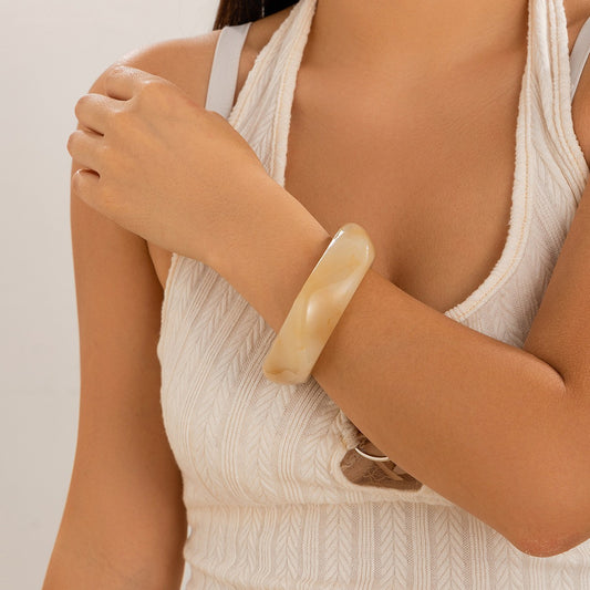 Chunky Resin Bangle Bracelet - Irregular Geometric Square Cuff - Beige Tortoiseshell Tone Wide Wristwear for V888-ELOSUNG44389