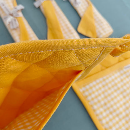 3-Piece Yellow Gingham Cotton Kitchen Linen Set - Reversible Placemat, Fringed Napkin & Quilted Pot Holder - V888-ELOSUNG44434