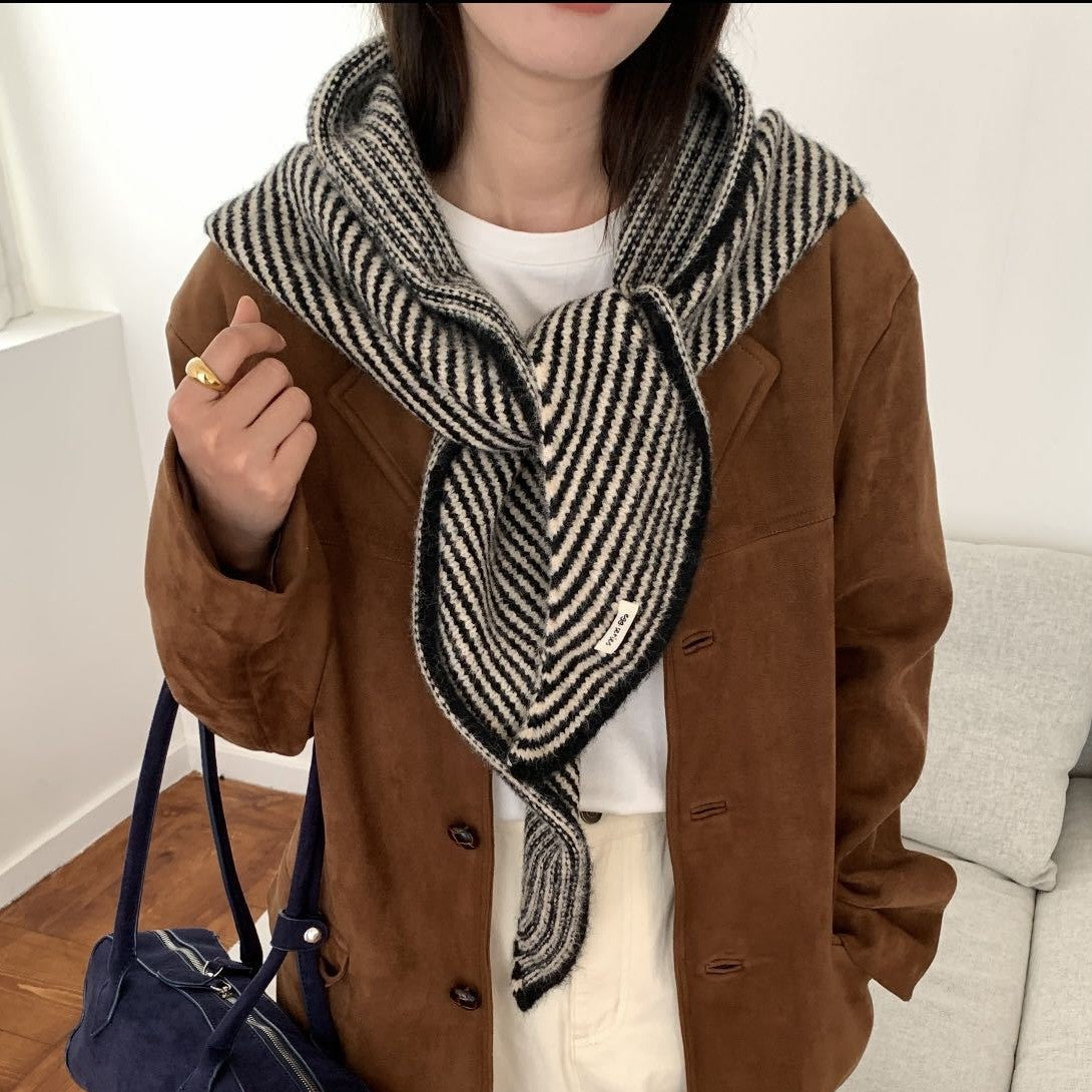 Striped Wool Blend Knitted Triangle Scarf - Soft Warm Shawl Neck Wrap for Women - Chic Autumn Layering V888-ELOSUNG44745