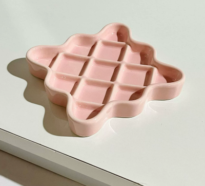 Pink Ceramic Slow Feeder Licking Plate for Cats and Dogs | Raised Anti-Choking Grid Design | 11.5 cm Durable V888-ELOSUNG46339