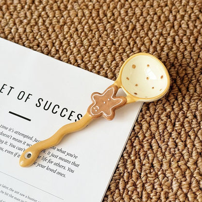 Gingerbread Man Scoop Creative Hand-Painted Ceramic Spoon - Cute Cartoon Bakery Series Long Handle Soup Spoon V888-ELOSUNG46496