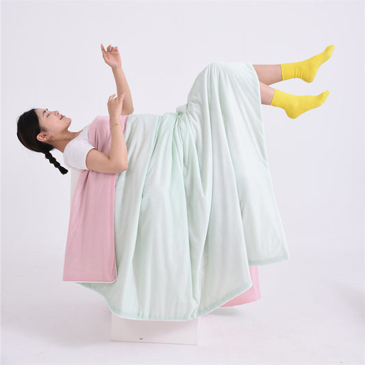 Melon powder Cooling Summer Quilt with Ice Silk Fabric Lightweight Breathable Air Conditioner Blanket V888-ELOSUNG48482